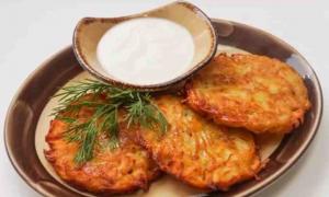 Cooking delicious and satisfying potato pancakes